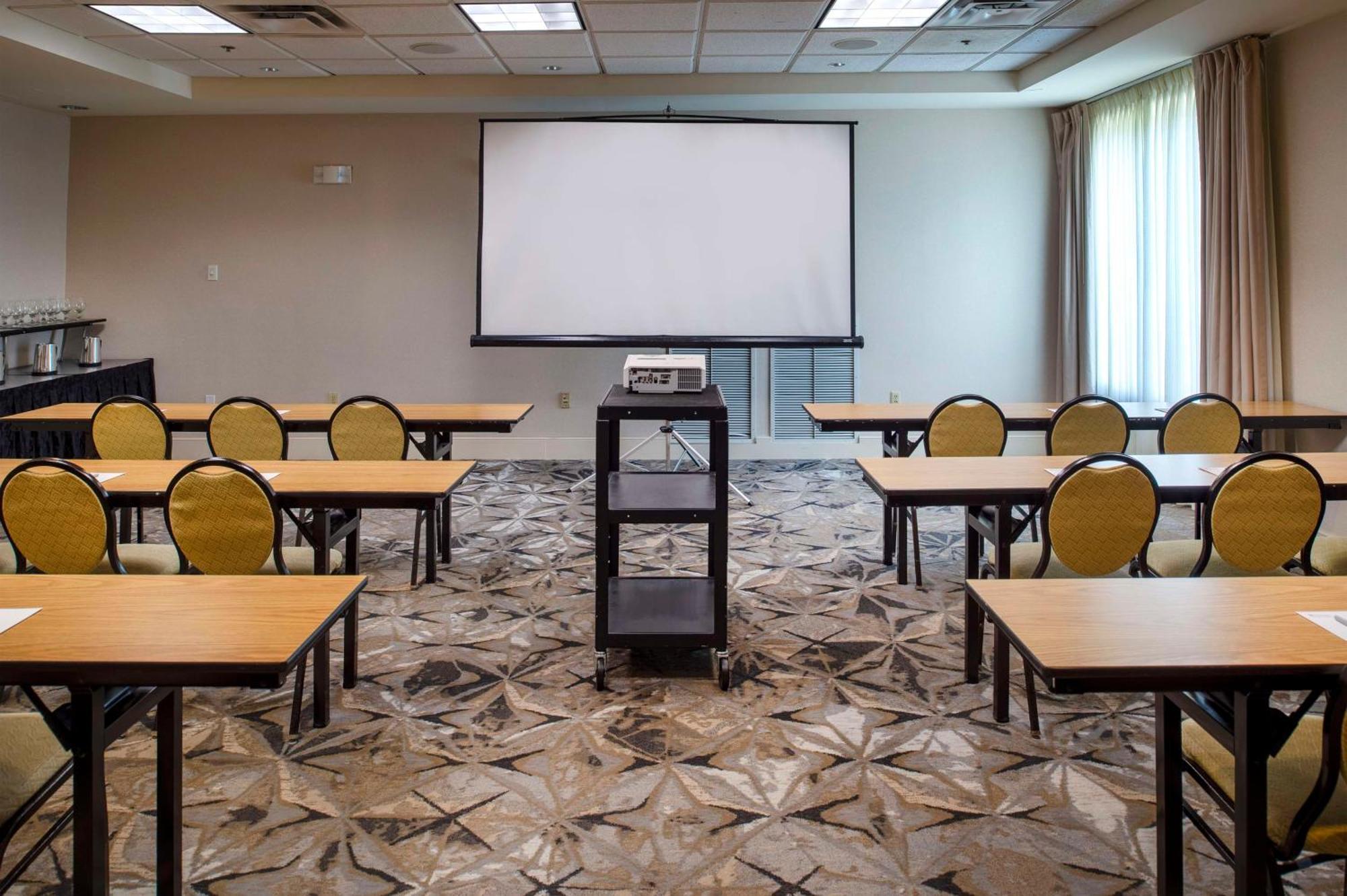 Hilton Garden Inn St. Louis/Chesterfield Dış mekan fotoğraf